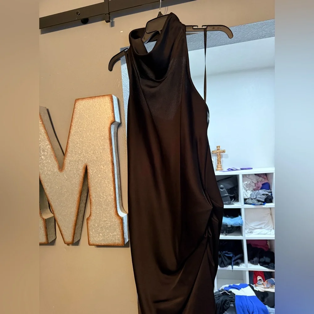 blush pink casual dress Outing Mini in Curves Ann Taylor Black Sleeveless Model:Zali Features Smocked elastic waist Width:2V (2E - 4E)